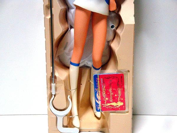 Amazon.co.jp: キューティーハニーFスタイリッシュポーズ 如月ハニー